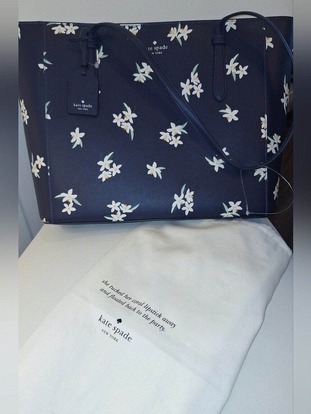 Kate Spade Navy Parisian Orange Blossom Floral Medium Leather Tote NWT - Picture 10 of 10